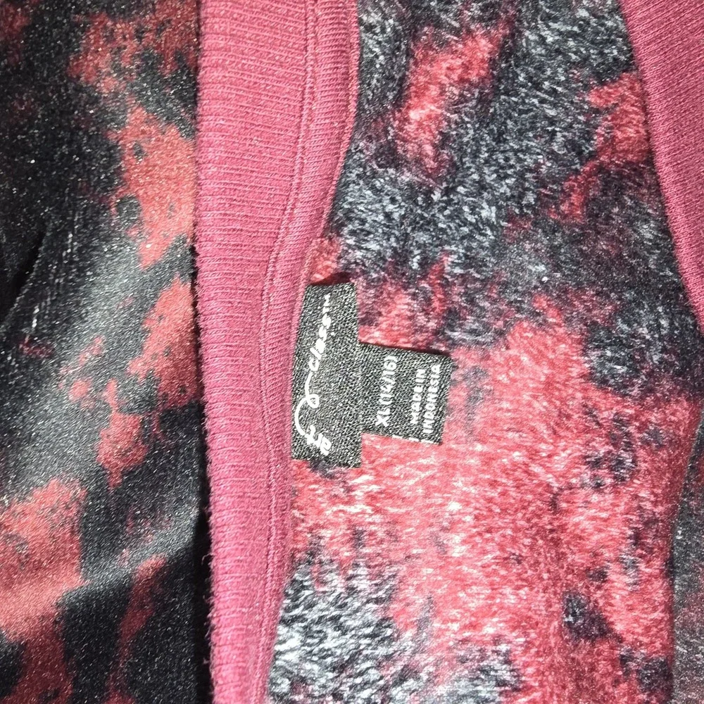 Art Class Girls Cropped Sweatshirt Tie Dye Red Black‎ Size XL 14/16